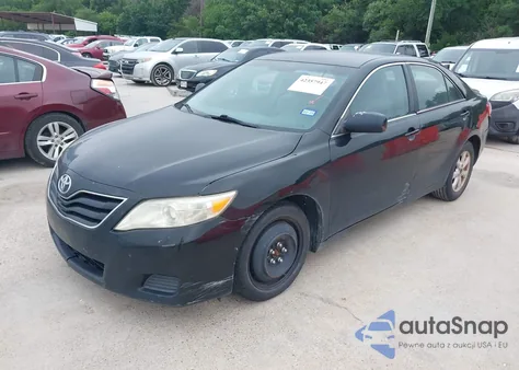 2011 Toyota Camry Se/Le/Xle z USA, uszkodzony, nr VIN 4T4BF3EK9BR134697